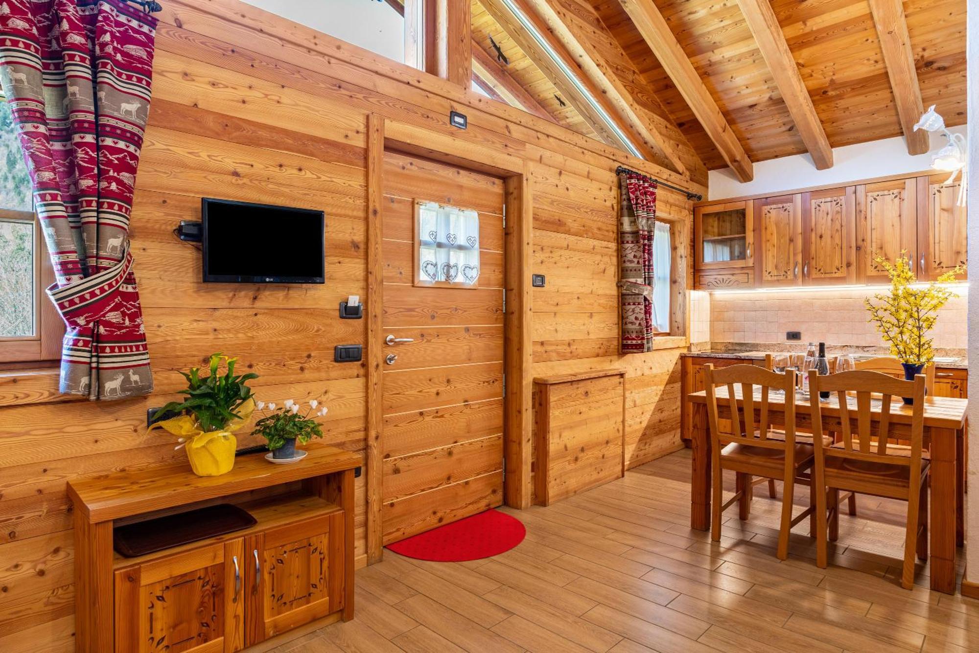 Willa Chalet Camping Fae 3 Madonna Zewnętrze zdjęcie