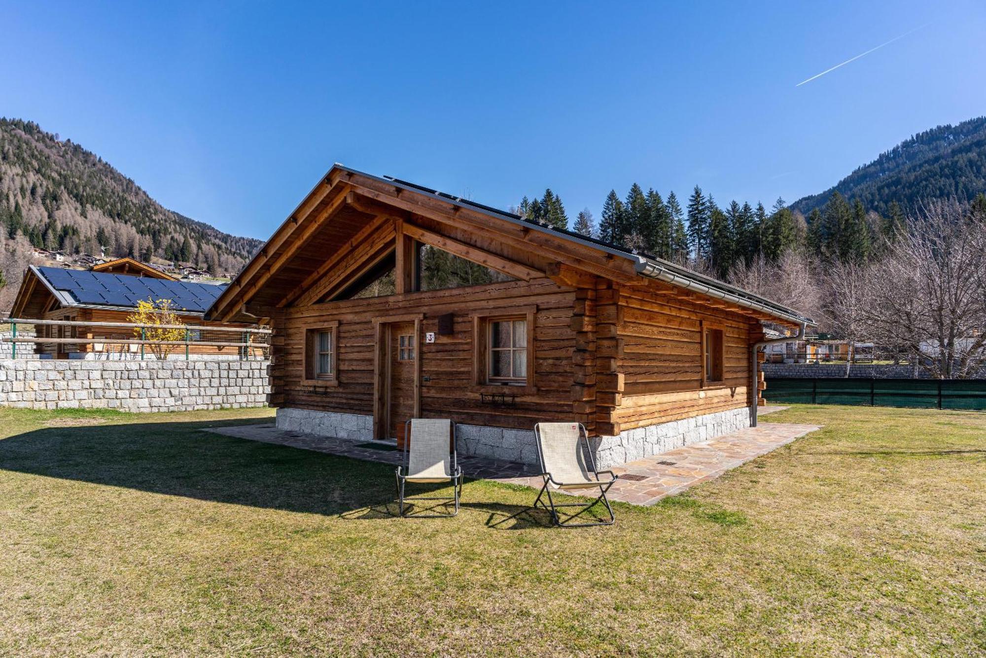 Willa Chalet Camping Fae 3 Madonna Zewnętrze zdjęcie